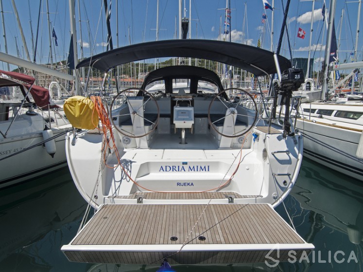 Bavaria 46 Cruiser - Yacht Charter Sailica