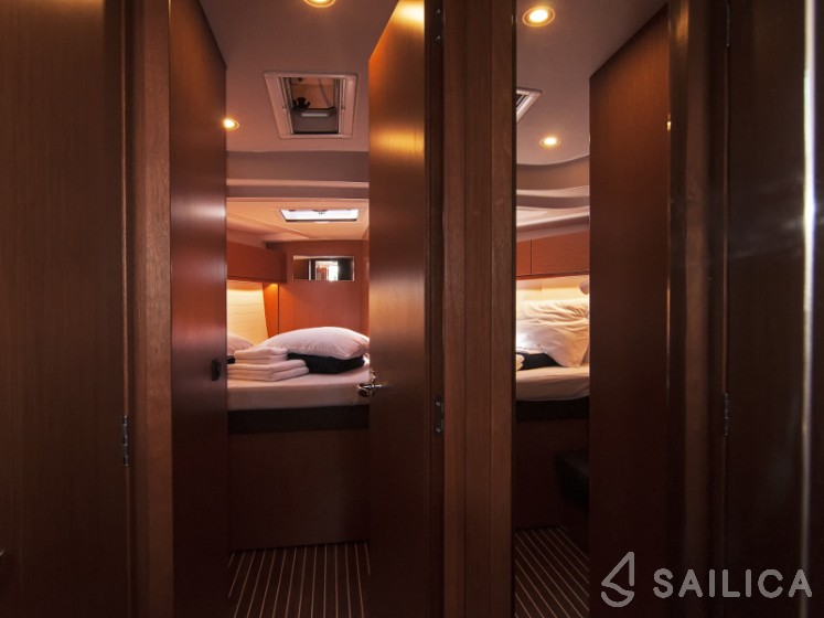 Bavaria 51 Cruiser - Yacht Charter Sailica