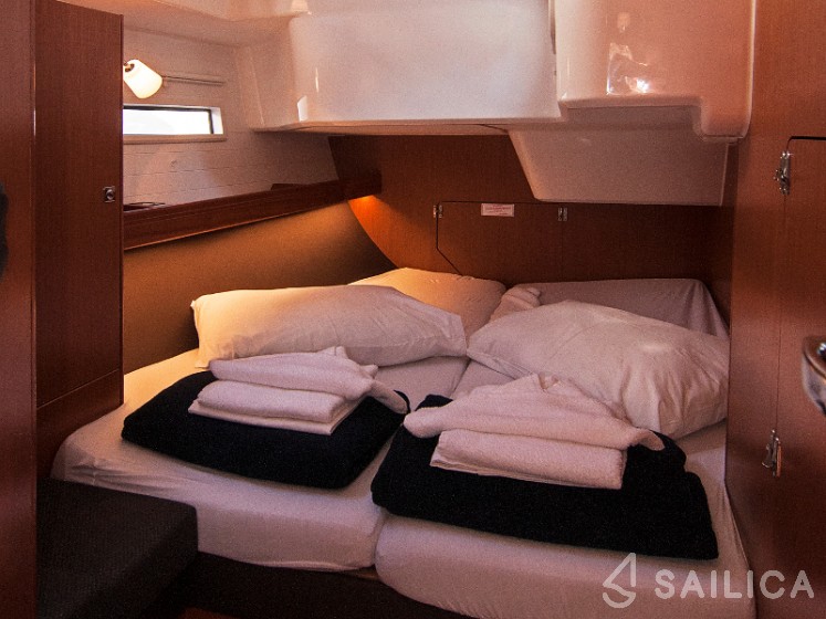 Bavaria 51 Cruiser - Yacht Charter Sailica