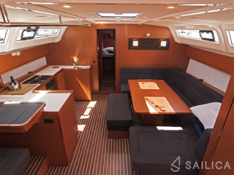 Bavaria 51 Cruiser - Yacht Charter Sailica