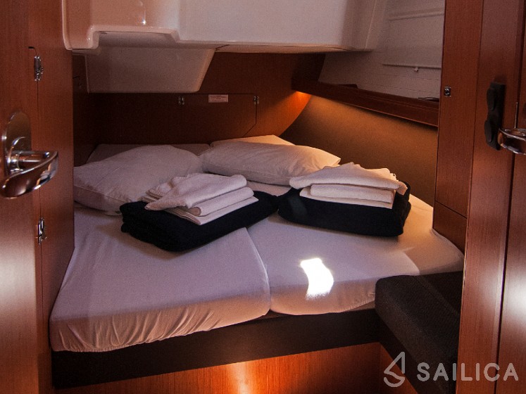 Bavaria 51 Cruiser - Yacht Charter Sailica