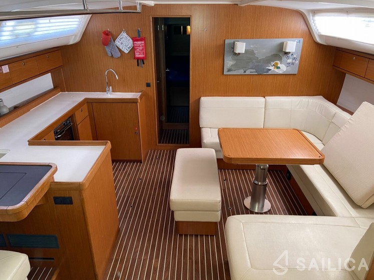 Bavaria 51 Cruiser - Yacht Charter Sailica