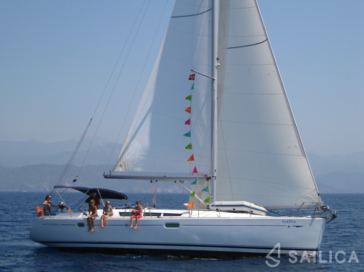 Sun Odyssey 45 - Yacht Charter Sailica