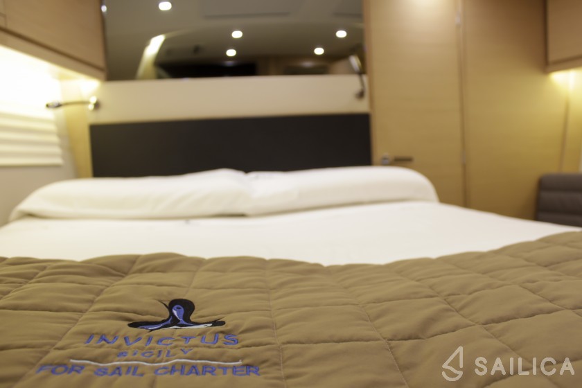 Dufour 56 Exclusive - Yacht Charter Sailica