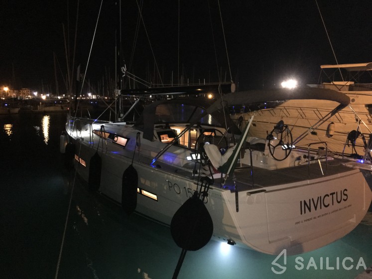 Dufour 56 Exclusive - Yacht Charter Sailica