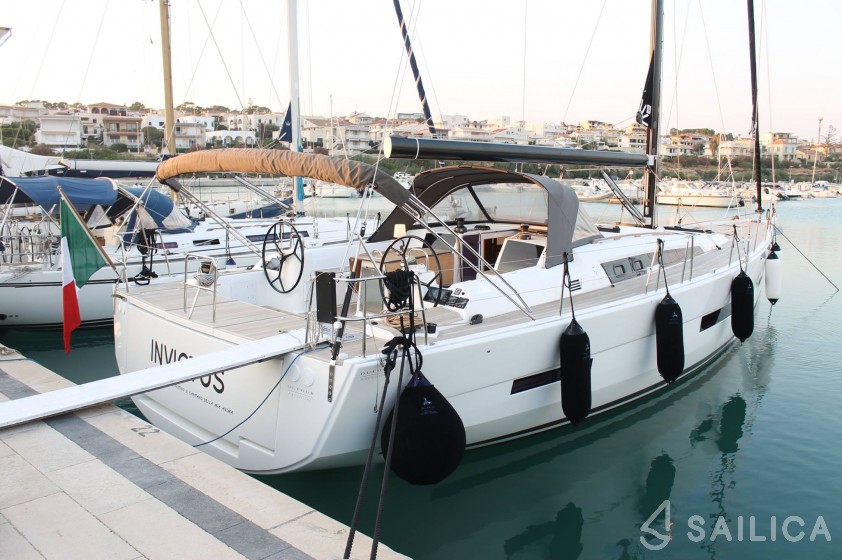 Dufour 56 Exclusive - Yacht Charter Sailica