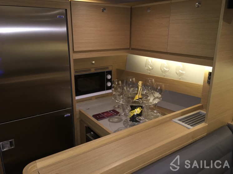 Dufour 56 Exclusive - Yacht Charter Sailica