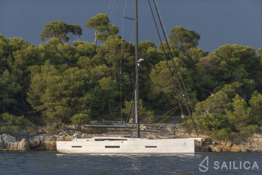Dufour 56 Exclusive - Yacht Charter Sailica