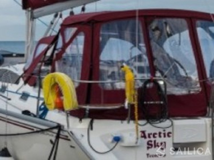 Delphia 40 - Yacht Charter Sailica
