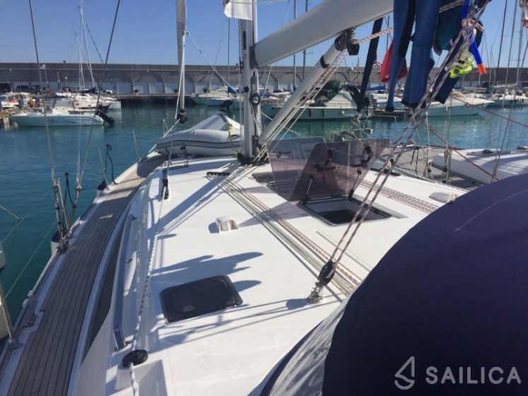 Bavaria Cruiser 51 - Yacht Charter Sailica