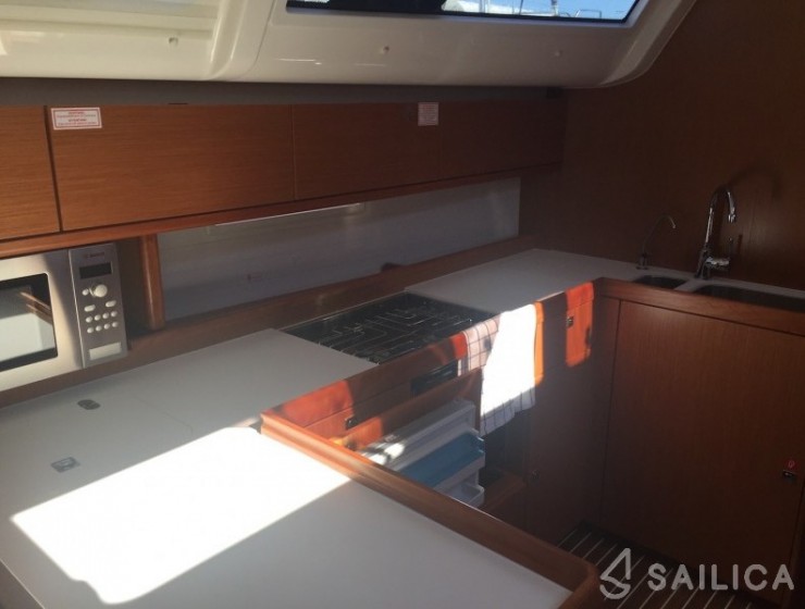 Bavaria Cruiser 51 - Yacht Charter Sailica