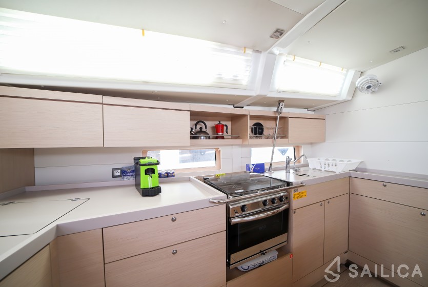 Oceanis 46.1 - Yacht Charter Sailica