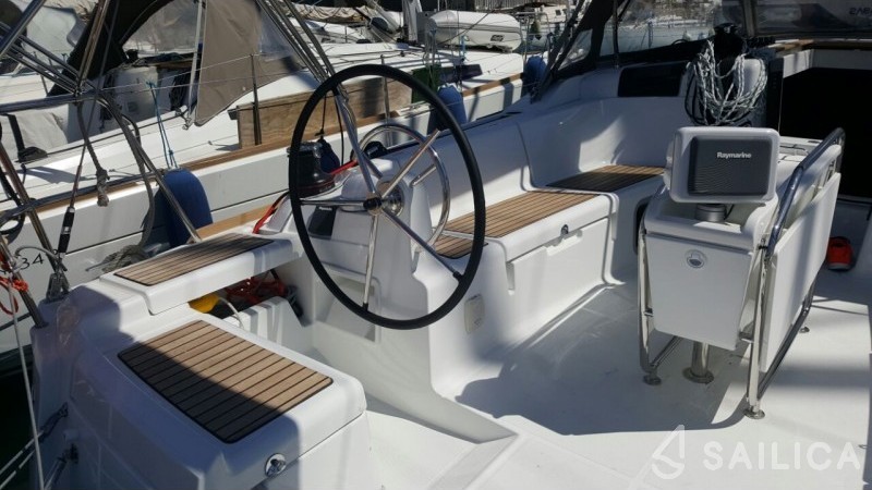 Sun Odyssey 449 - Yacht Charter Sailica