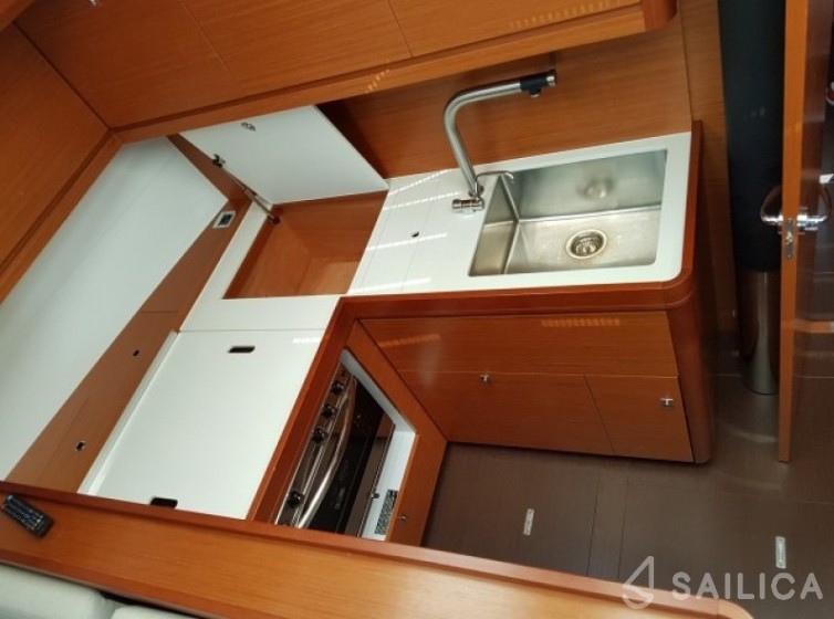 Dufour 512 Grand Large - Yacht Charter Sailica