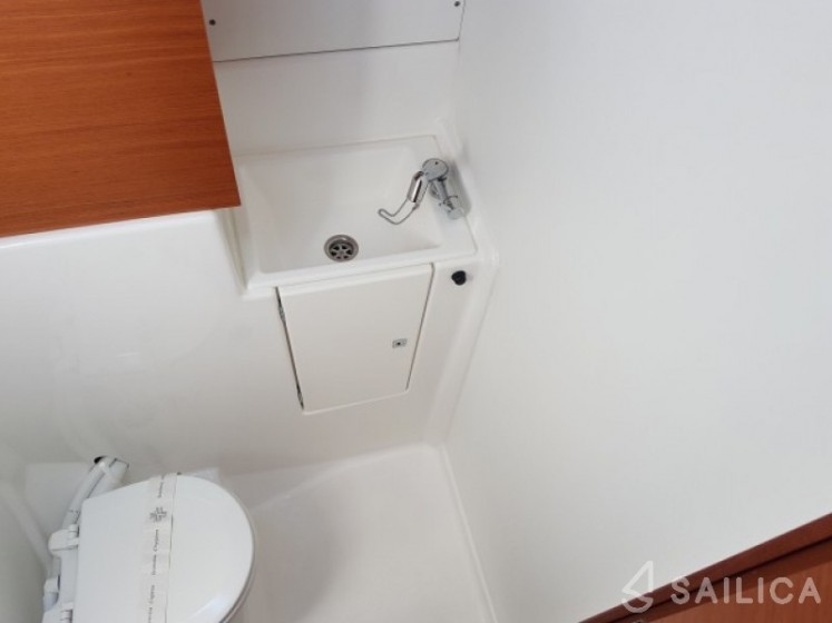 Dufour 512 Grand Large - Yacht Charter Sailica