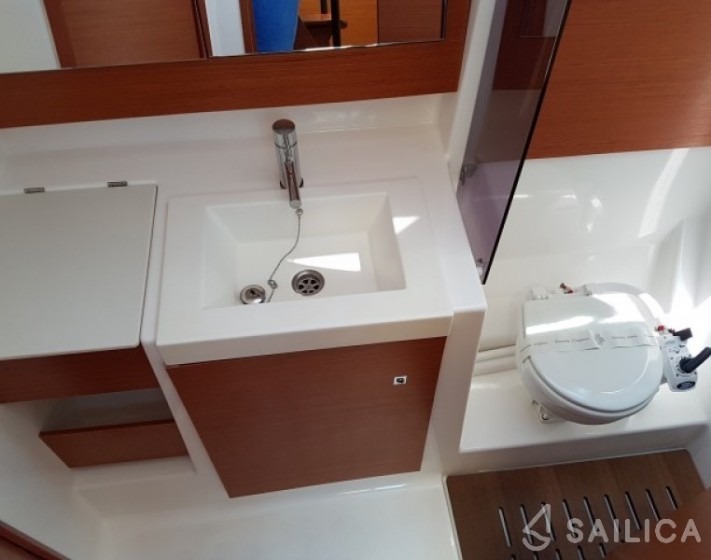 Dufour 512 Grand Large - Yacht Charter Sailica