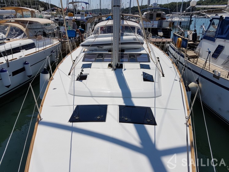 Dufour 512 Grand Large - Yacht Charter Sailica