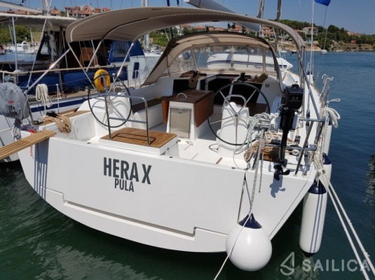 Dufour 512 Grand Large - Yacht Charter Sailica