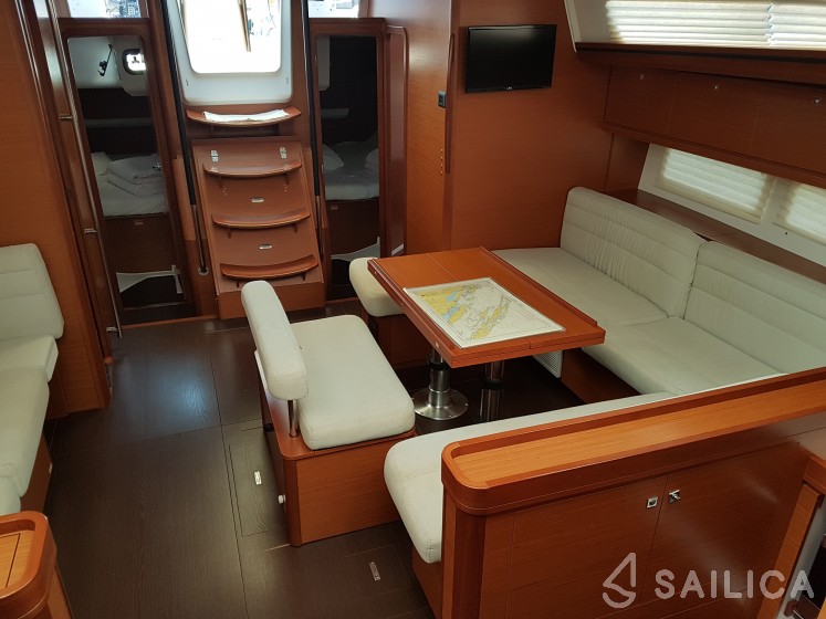 Dufour 512 Grand Large - Yacht Charter Sailica