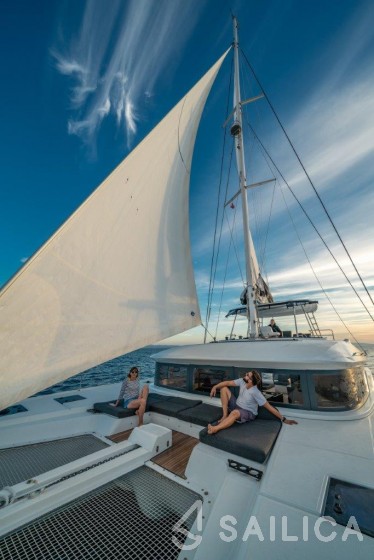 Lagoon 50 - Yacht Charter Sailica