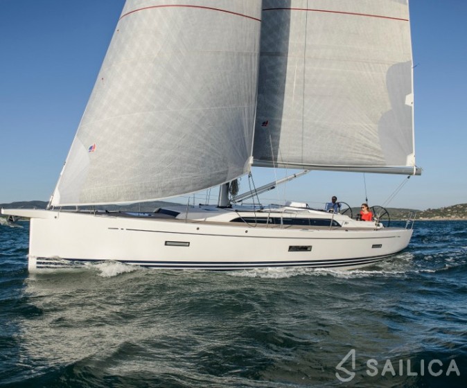 X 4-3 - Yacht Charter Sailica