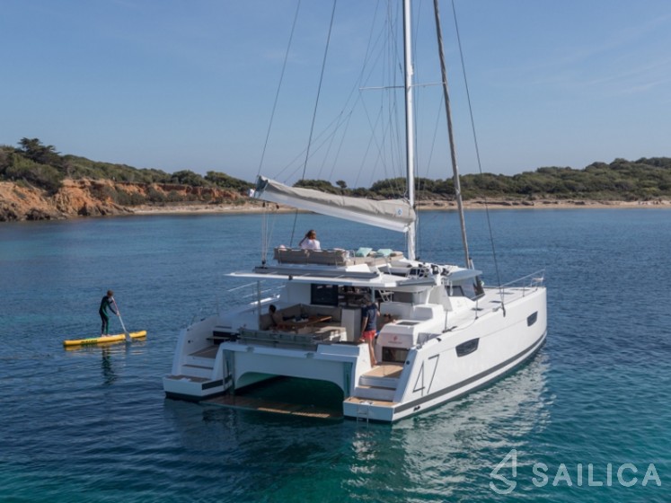Saona 47 - Yacht Charter Sailica