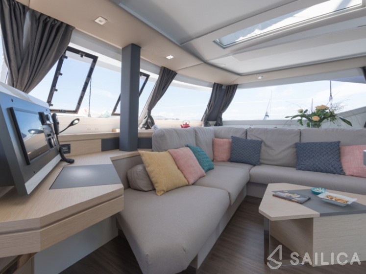 Saona 47 - Yacht Charter Sailica