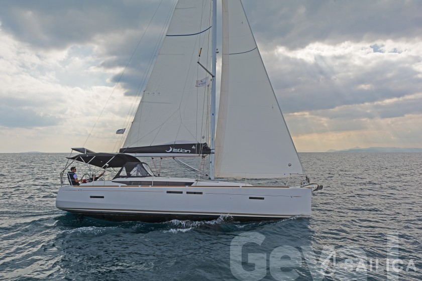 Sun Odyssey 419 - Yacht Charter Sailica