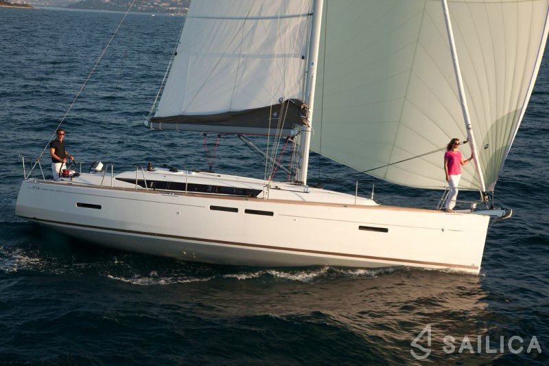 Sun Odyssey 419 - Yacht Charter Sailica