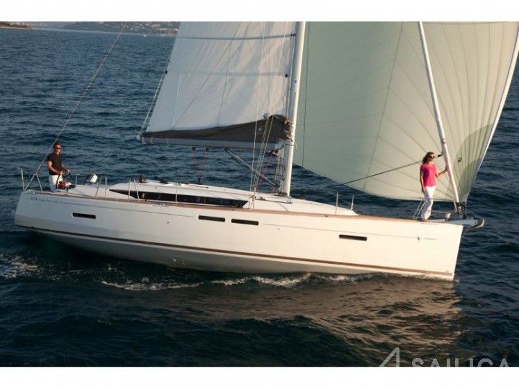 Sun Odyssey 419 - Yacht Charter Sailica