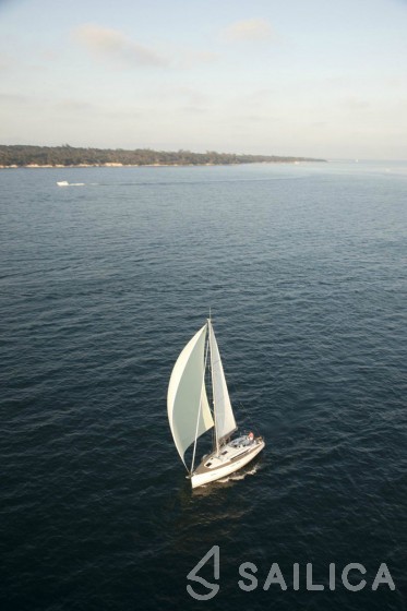 Sun Odyssey 419 - Yacht Charter Sailica