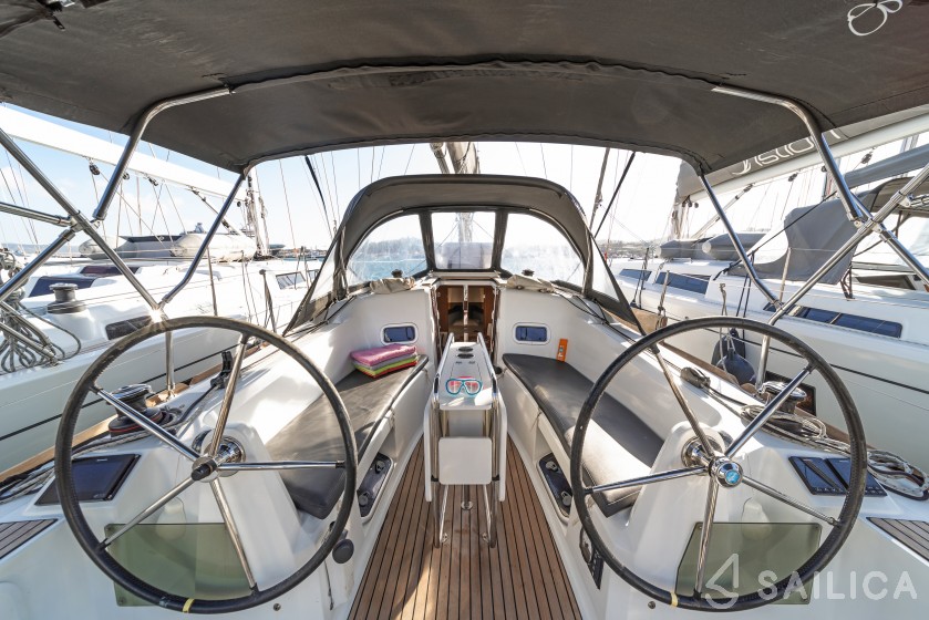 Sun Odyssey 349 - Yacht Charter Sailica