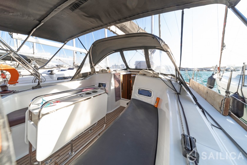 Sun Odyssey 349 - Yacht Charter Sailica