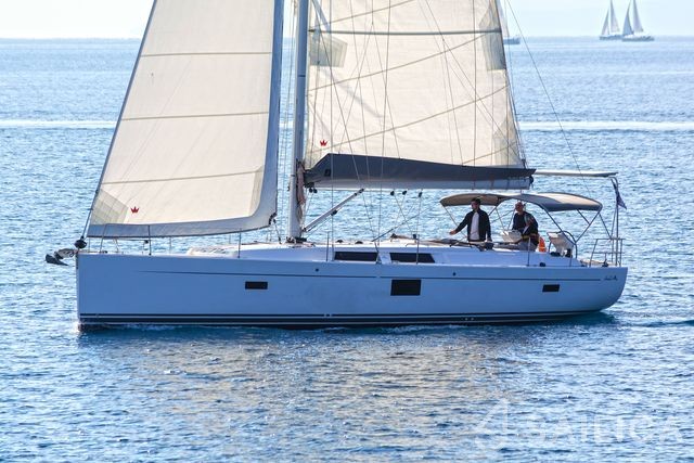 Hanse 455 - Yacht Charter Sailica