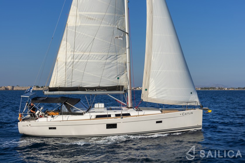 Hanse 455 - Yacht Charter Sailica