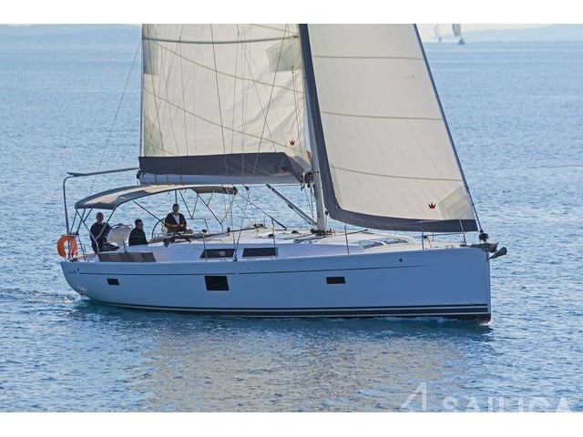 Hanse 455 - Yacht Charter Sailica