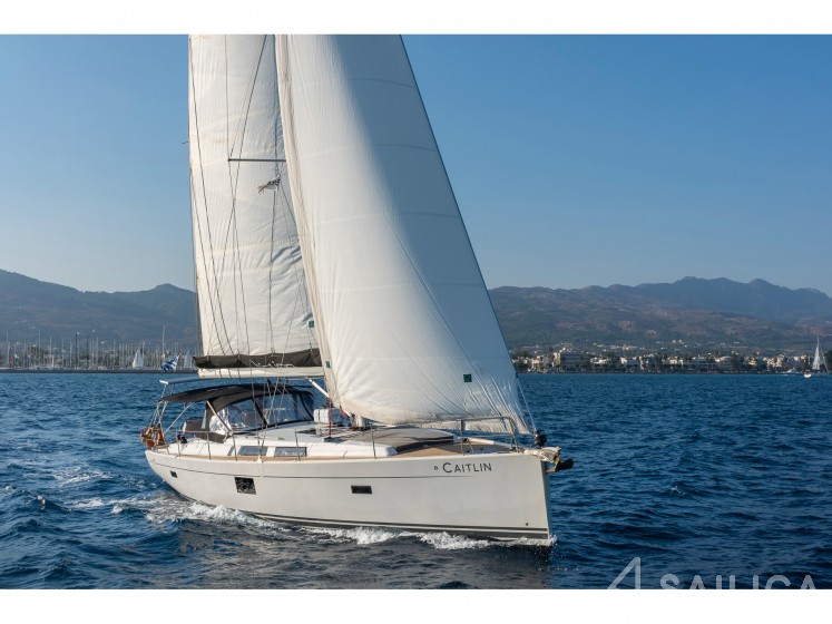 Hanse 455 - Yacht Charter Sailica
