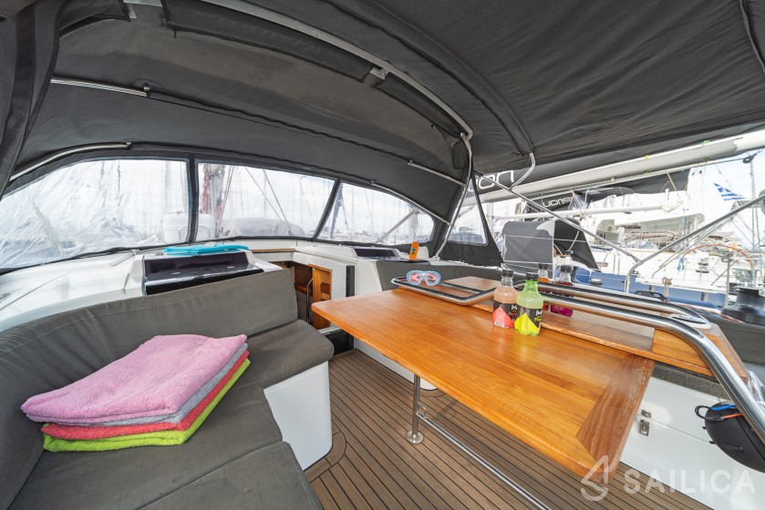 Hanse 455 - Yacht Charter Sailica