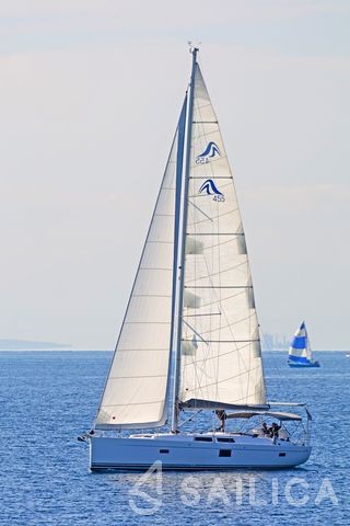 Hanse 455 - Yacht Charter Sailica