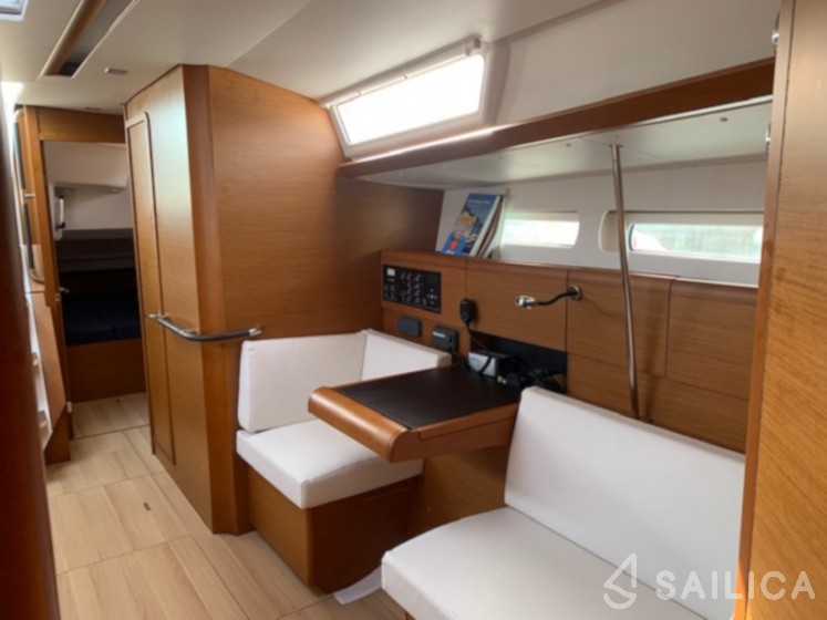 Sun Odyssey 449 - Yacht Charter Sailica