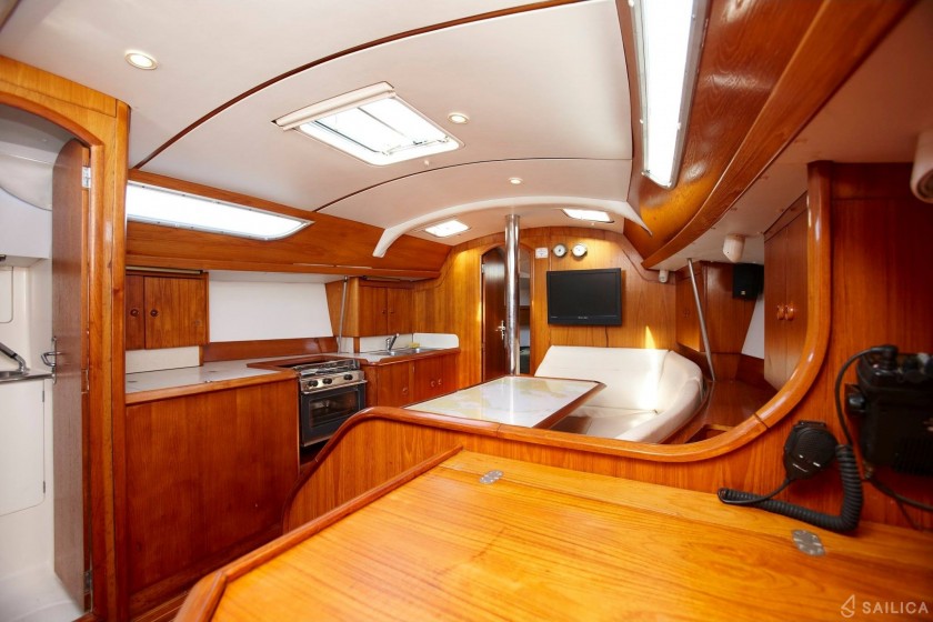 Sun Odyssey 36.2 - Yacht Charter Sailica