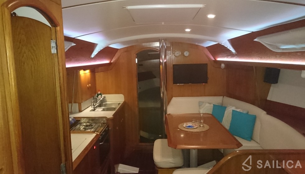 Sun Odyssey 36.2 - Yacht Charter Sailica
