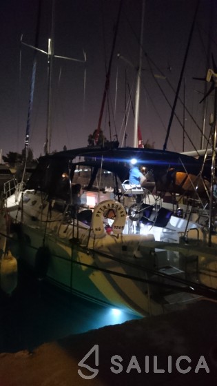 Sun Odyssey 36.2 - Yacht Charter Sailica