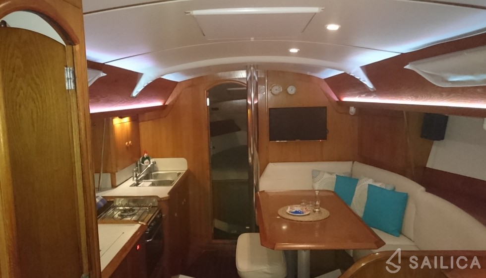 Sun Odyssey 36.2 - Yacht Charter Sailica