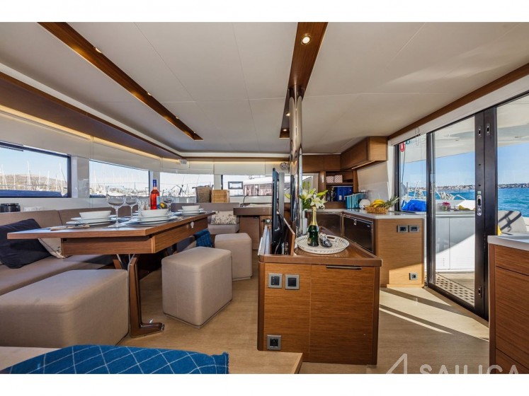 Lagoon 50 - Yacht Charter Sailica