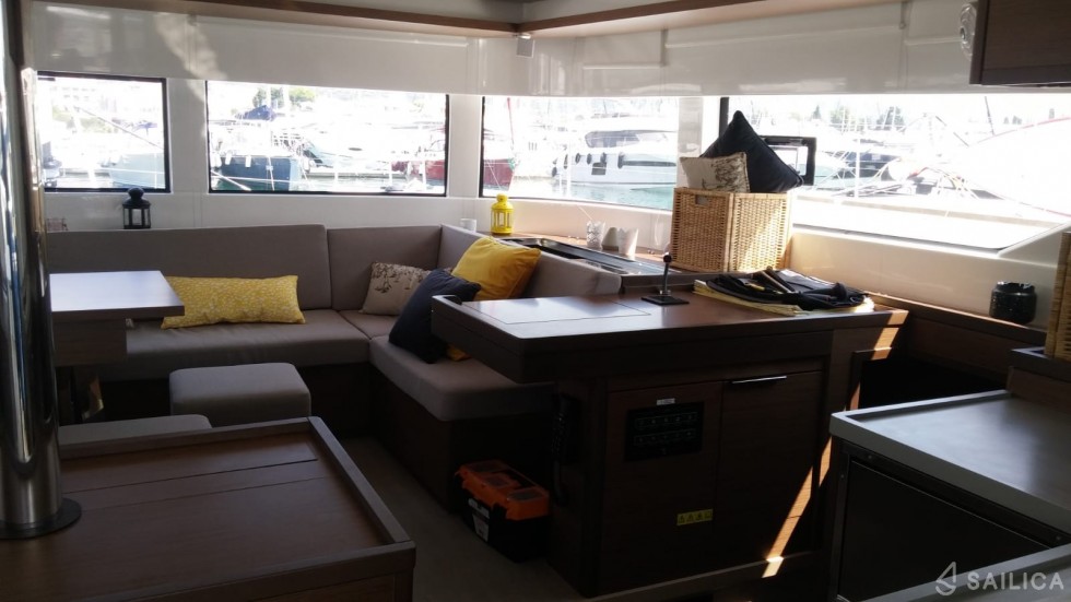 Lagoon 50 - Yacht Charter Sailica