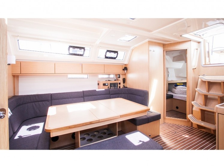 Bavaria 46 Cruiser - Yacht Charter Sailica