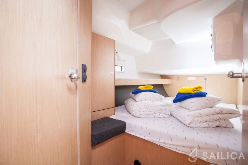 Bavaria 46 Cruiser - Yacht Charter Sailica