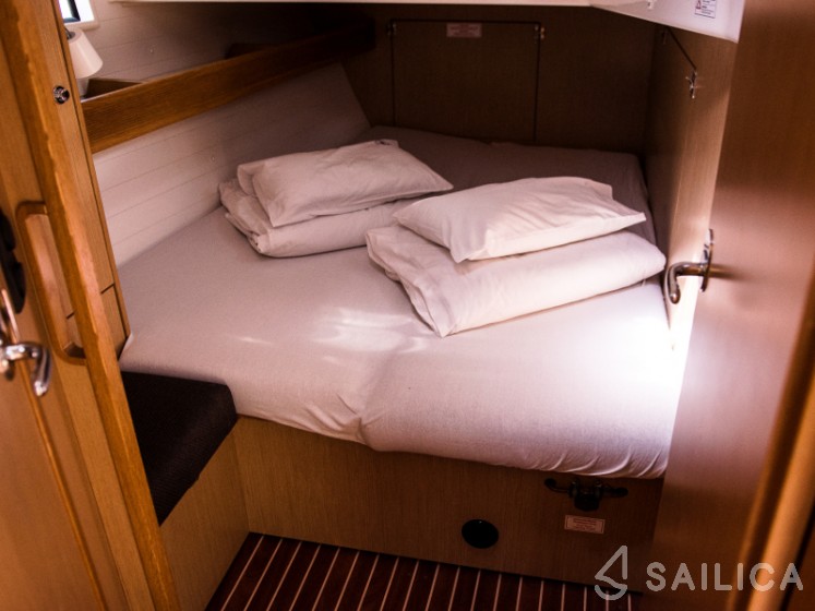 Bavaria Cruiser 45 - Yacht Charter Sailica