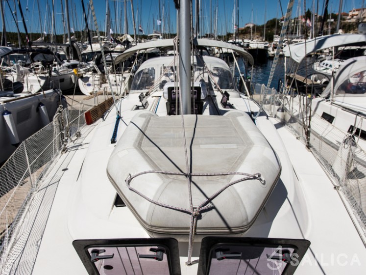 Bavaria Cruiser 45 - Yacht Charter Sailica